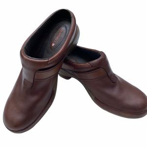 Brown Leather Merrell Clogs Mules